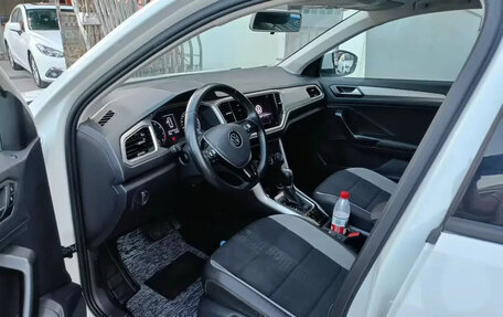 Volkswagen T-Roc I, 2023 год, 1 350 007 рублей, 8 фотография