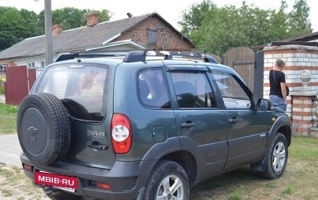 Chevrolet Niva I рестайлинг, 2010 год, 360 000 рублей, 4 фотография