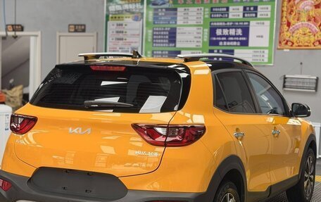 KIA Stonic, 2021 год, 1 280 000 рублей, 6 фотография