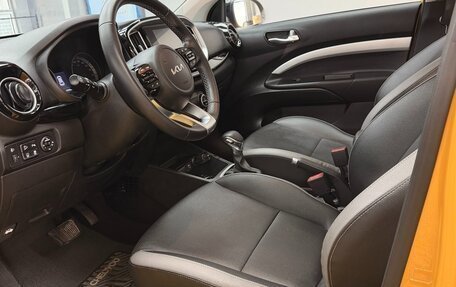 KIA Stonic, 2021 год, 1 280 000 рублей, 8 фотография