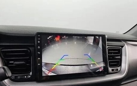 KIA Stonic, 2018 год, 1 480 000 рублей, 11 фотография