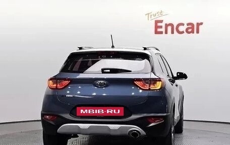 KIA Stonic, 2018 год, 1 480 000 рублей, 4 фотография