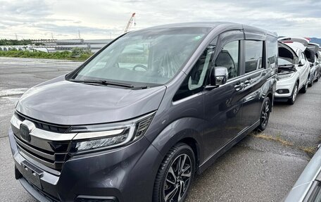 Honda Stepwgn IV, 2021 год, 2 720 000 рублей, 2 фотография