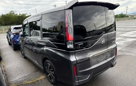 Honda Stepwgn IV, 2021 год, 2 720 000 рублей, 14 фотография