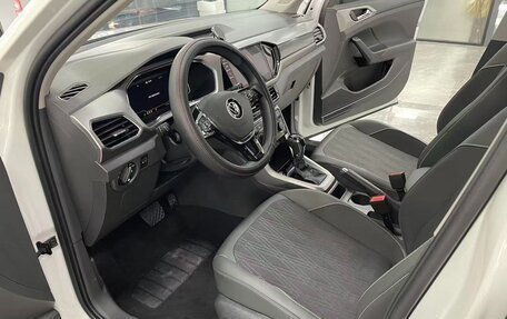Volkswagen T-Cross I, 2022 год, 1 250 000 рублей, 7 фотография