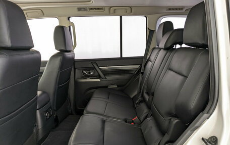 Mitsubishi Pajero IV, 2021 год, 4 440 000 рублей, 12 фотография