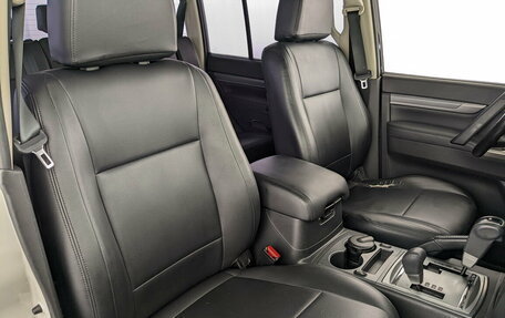 Mitsubishi Pajero IV, 2021 год, 4 440 000 рублей, 24 фотография