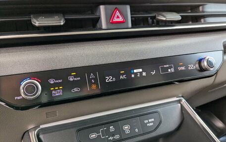 KIA Carnival, 2024 год, 6 000 000 рублей, 7 фотография