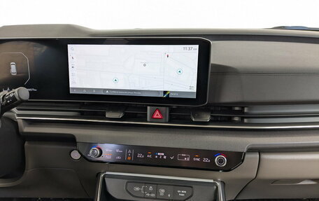 KIA Carnival, 2024 год, 6 000 000 рублей, 15 фотография