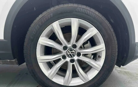 Volkswagen T-Roc I, 2023 год, 1 350 007 рублей, 6 фотография