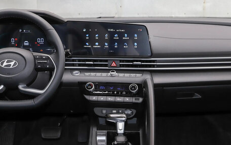 Hyundai Elantra, 2026 год, 1 900 000 рублей, 15 фотография