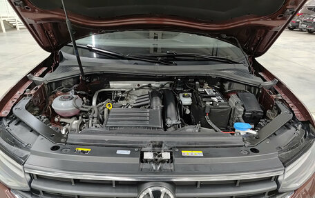 Volkswagen Tiguan II, 2021 год, 2 535 000 рублей, 11 фотография