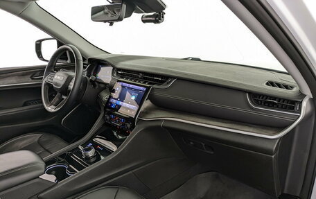 Jeep Grand Cherokee, 2022 год, 5 750 000 рублей, 12 фотография
