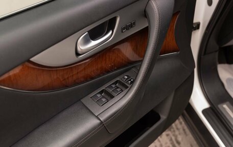 Infiniti FX II, 2011 год, 1 700 000 рублей, 18 фотография