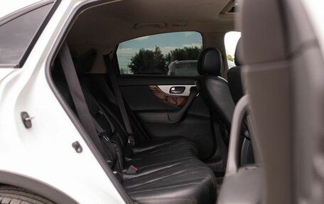 Infiniti FX II, 2011 год, 1 700 000 рублей, 22 фотография