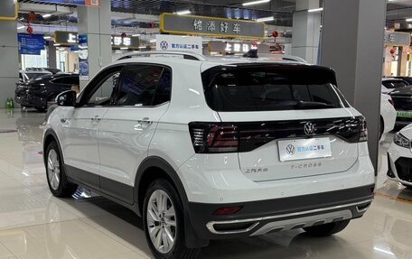 Volkswagen T-Cross I, 2023 год, 1 270 000 рублей, 6 фотография
