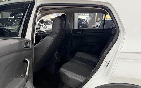 Volkswagen T-Cross I, 2023 год, 1 270 000 рублей, 10 фотография