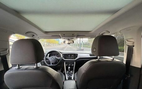 Volkswagen T-Roc I, 2023 год, 1 650 007 рублей, 15 фотография