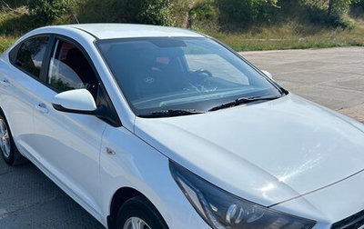Hyundai Solaris II рестайлинг, 2018 год, 1 150 000 рублей, 1 фотография