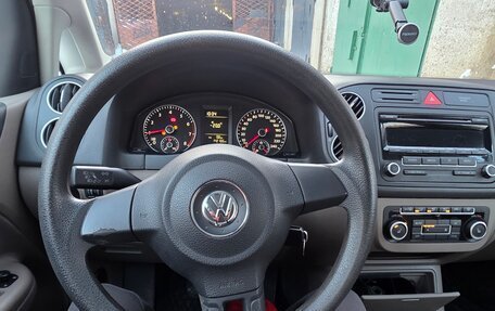 Volkswagen Golf Plus II, 2011 год, 850 000 рублей, 25 фотография