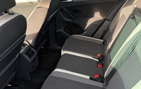 Volkswagen Tiguan II, 2019 год, 2 580 000 рублей, 6 фотография