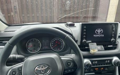 Toyota RAV4, 2019 год, 2 850 000 рублей, 9 фотография
