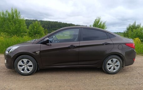 Hyundai Solaris II рестайлинг, 2015 год, 859 000 рублей, 3 фотография