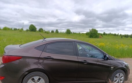 Hyundai Solaris II рестайлинг, 2015 год, 859 000 рублей, 2 фотография