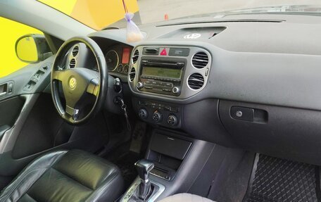 Volkswagen Tiguan I, 2008 год, 650 000 рублей, 24 фотография