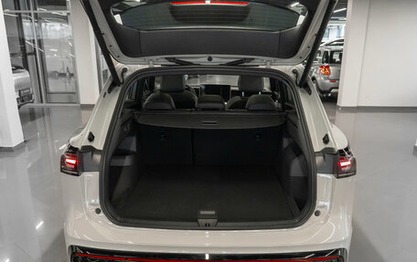 Volkswagen Tiguan, 2026 год, 4 900 000 рублей, 29 фотография
