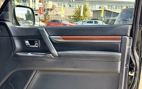 Mitsubishi Pajero IV, 2007 год, 1 629 000 рублей, 17 фотография