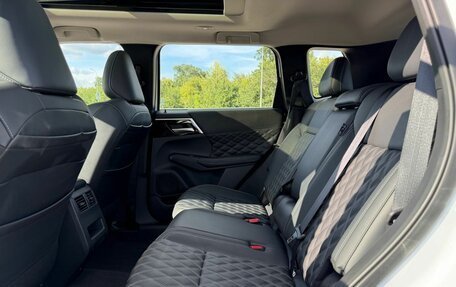 Mitsubishi Outlander, 2023 год, 3 810 000 рублей, 31 фотография