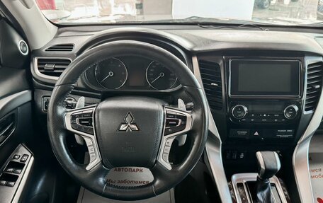 Mitsubishi Pajero Sport III рестайлинг, 2017 год, 2 699 000 рублей, 18 фотография