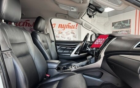 Mitsubishi Pajero Sport III рестайлинг, 2017 год, 2 699 000 рублей, 15 фотография