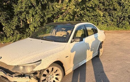 BMW 5 серия, 2004 год, 630 000 рублей, 1 фотография