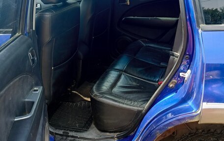 Mitsubishi Outlander III рестайлинг 3, 2004 год, 600 000 рублей, 3 фотография
