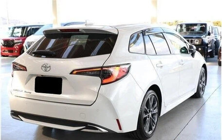 Toyota Corolla, 2022 год, 1 315 000 рублей, 2 фотография