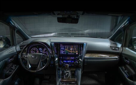 Toyota Alphard III, 2021 год, 6 277 000 рублей, 22 фотография