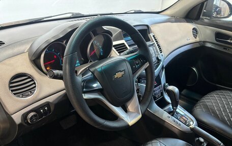 Chevrolet Cruze II, 2011 год, 469 900 рублей, 6 фотография