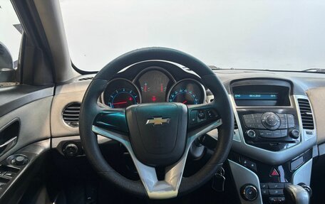 Chevrolet Cruze II, 2011 год, 469 900 рублей, 10 фотография