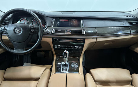BMW 7 серия, 2012 год, 2 430 000 рублей, 13 фотография