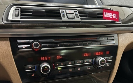 BMW 7 серия, 2012 год, 2 430 000 рублей, 21 фотография