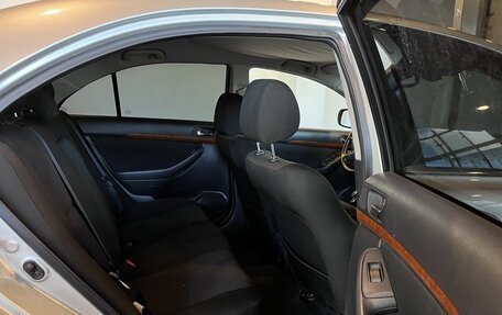 Toyota Avensis III рестайлинг, 2007 год, 870 000 рублей, 24 фотография