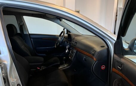 Toyota Avensis III рестайлинг, 2007 год, 870 000 рублей, 27 фотография