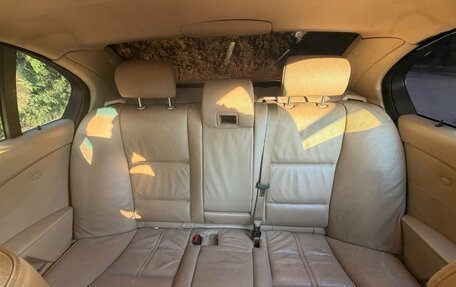 BMW 5 серия, 2004 год, 630 000 рублей, 3 фотография