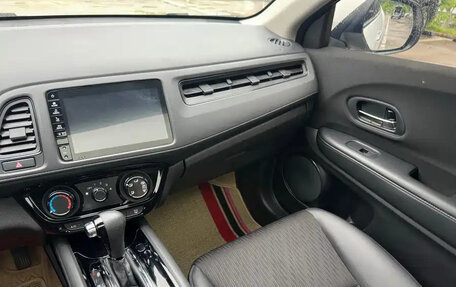 Honda Vezel, 2022 год, 1 456 000 рублей, 11 фотография