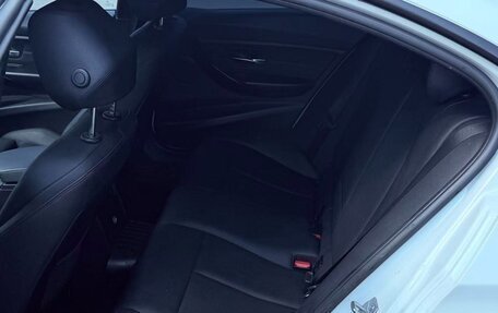 BMW 3 серия, 2013 год, 1 850 000 рублей, 12 фотография