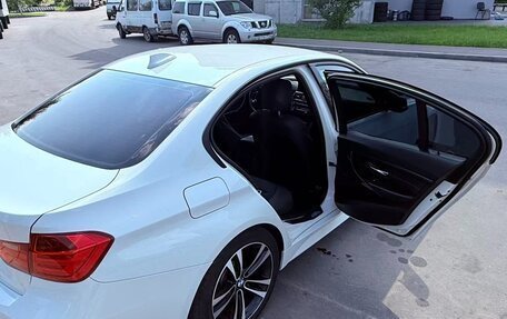 BMW 3 серия, 2013 год, 1 850 000 рублей, 14 фотография