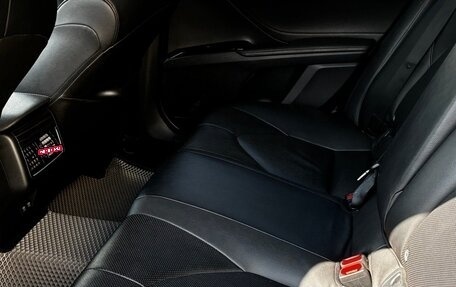 Toyota Camry, 2020 год, 3 300 000 рублей, 7 фотография