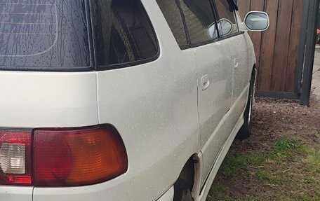 Toyota Ipsum II, 1998 год, 700 000 рублей, 4 фотография